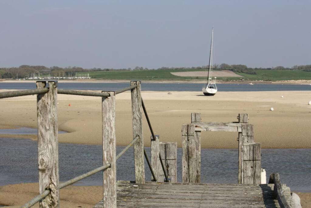 Gite Ouest De La Pointe D'Agon Exterior photo
